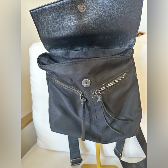 bulk motorcycle helmet bags 4725 Bag Size:3.75” Women's Leather Backpack Handbag 16 x 11 x 5R16